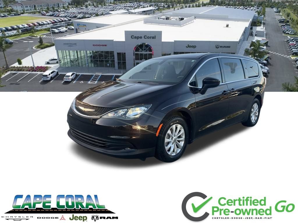 Certified 2017 Chrysler Pacifica Touring w/ Tire & Wheel Group