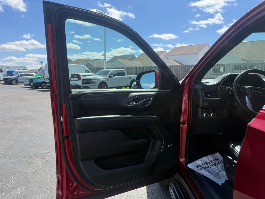 2021 GMC Yukon XL SLT