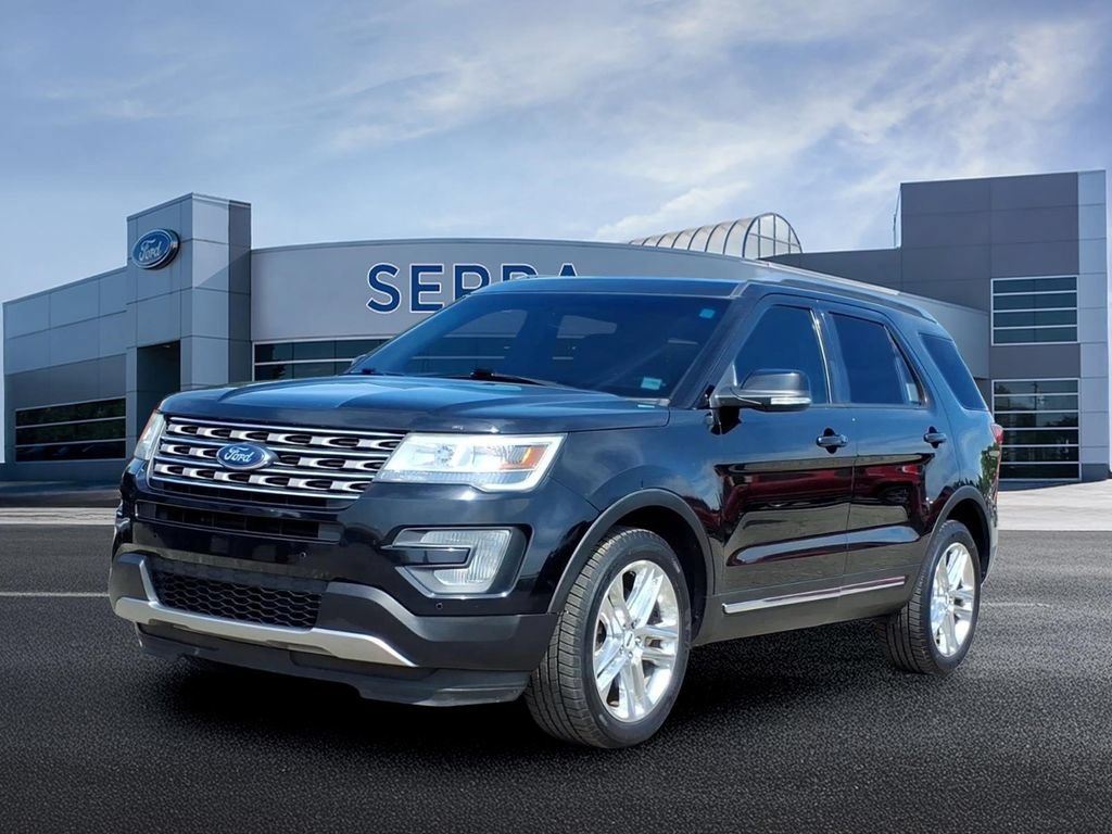 Used 2017 Ford Explorer XLT w/ Equipment Group 202A