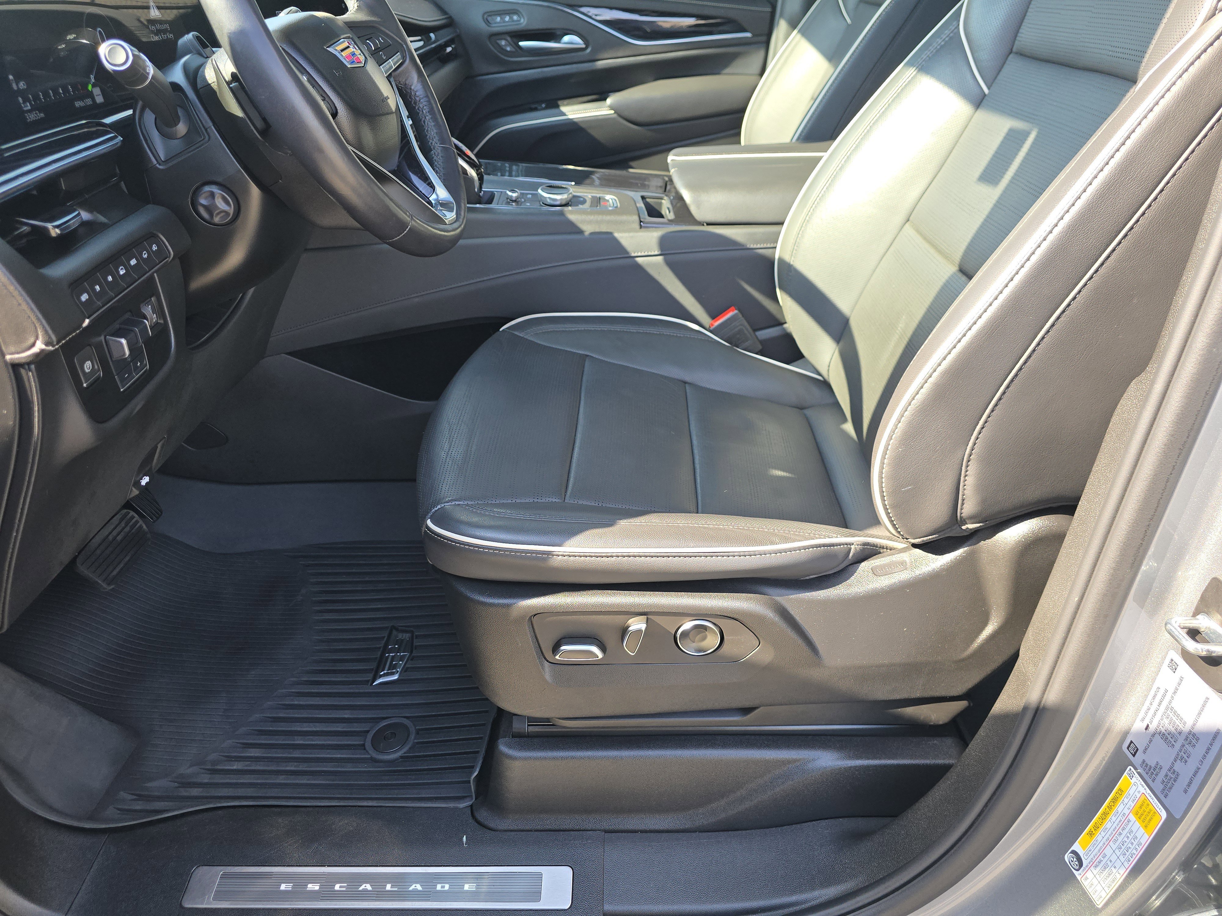 2024 Cadillac Escalade Sport