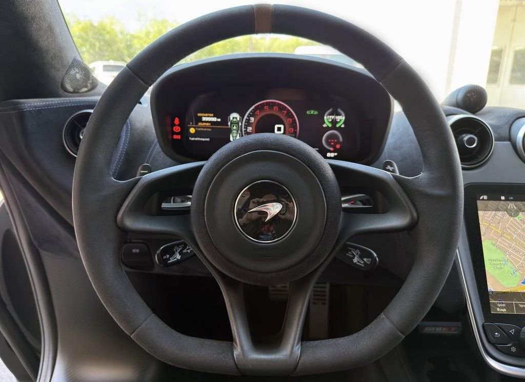 Used 2020 McLaren 600LT Spider photo 16