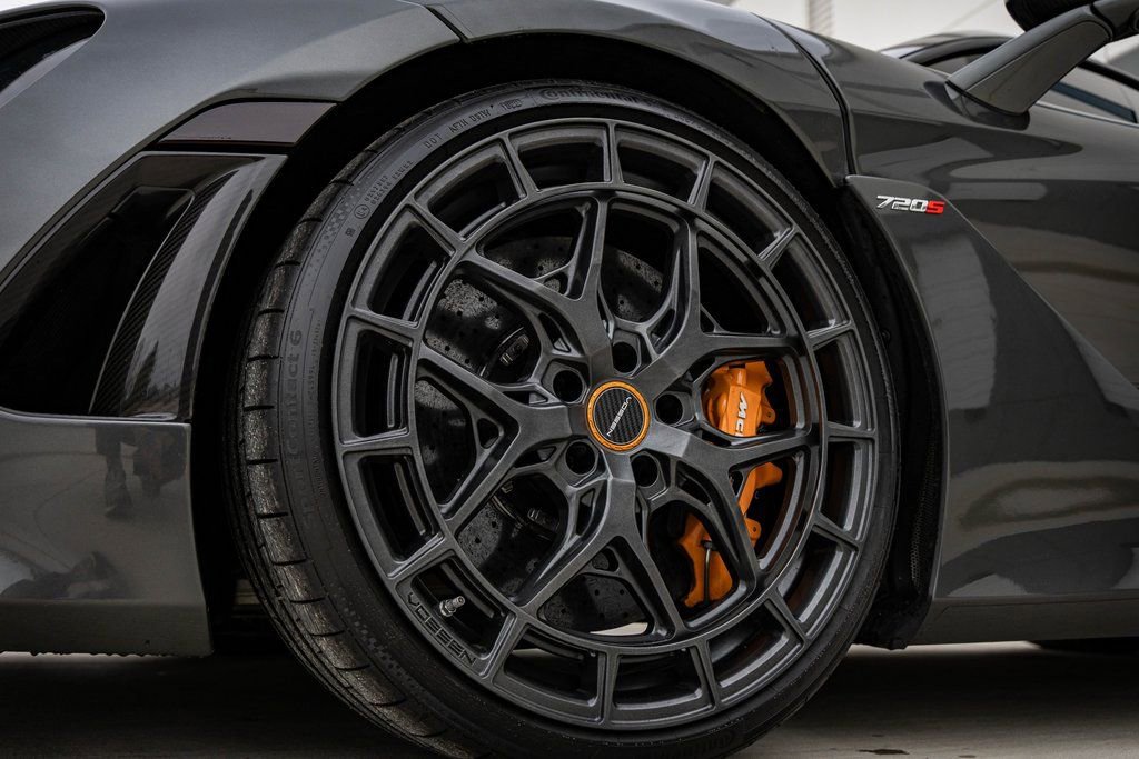 Used 2019 McLaren 720S Performance photo 8