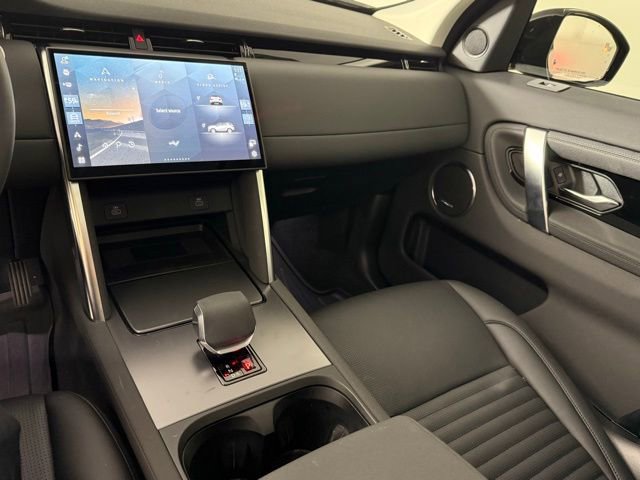 2025 Land Rover Discovery Sport S