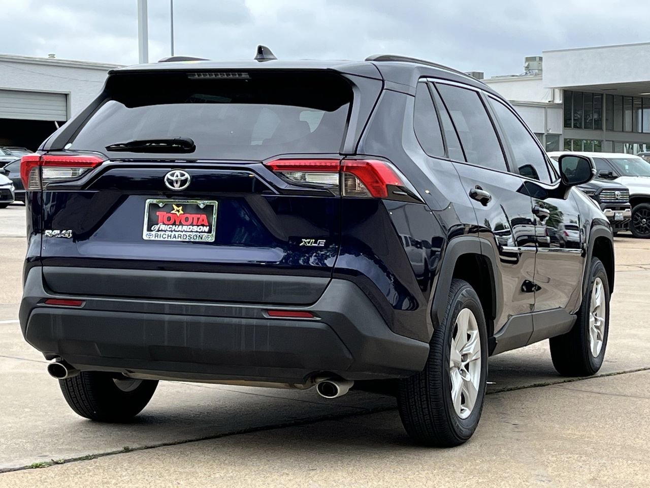 2020 Toyota RAV4 XLE