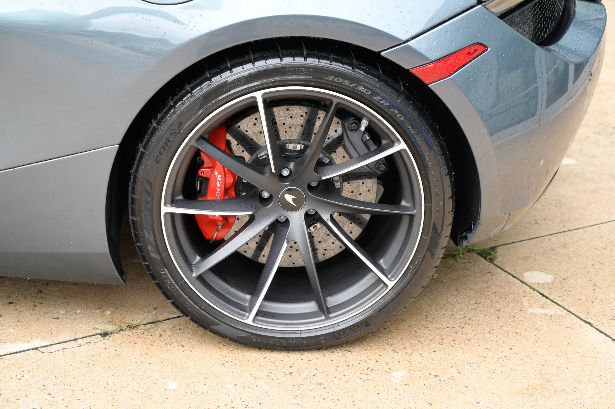 Used 2018 McLaren 720S Luxury photo 10