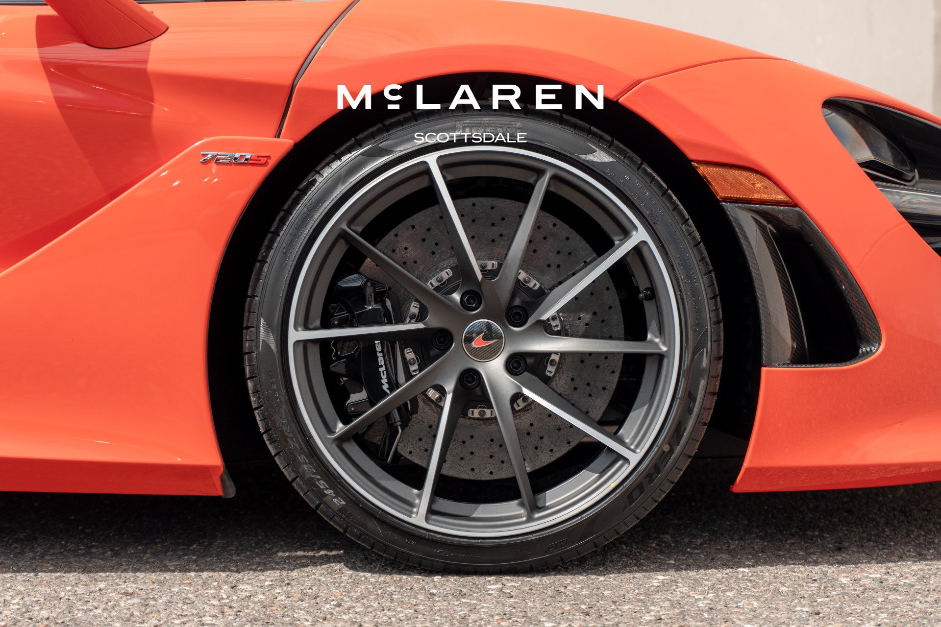 Used 2018 McLaren 720S Performance photo 37
