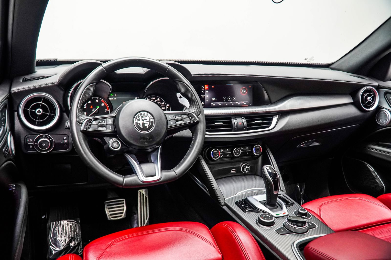 2023 Alfa Romeo Stelvio Veloce