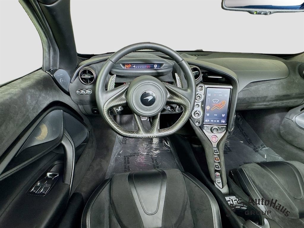 Used 2020 McLaren 720S Performance photo 26