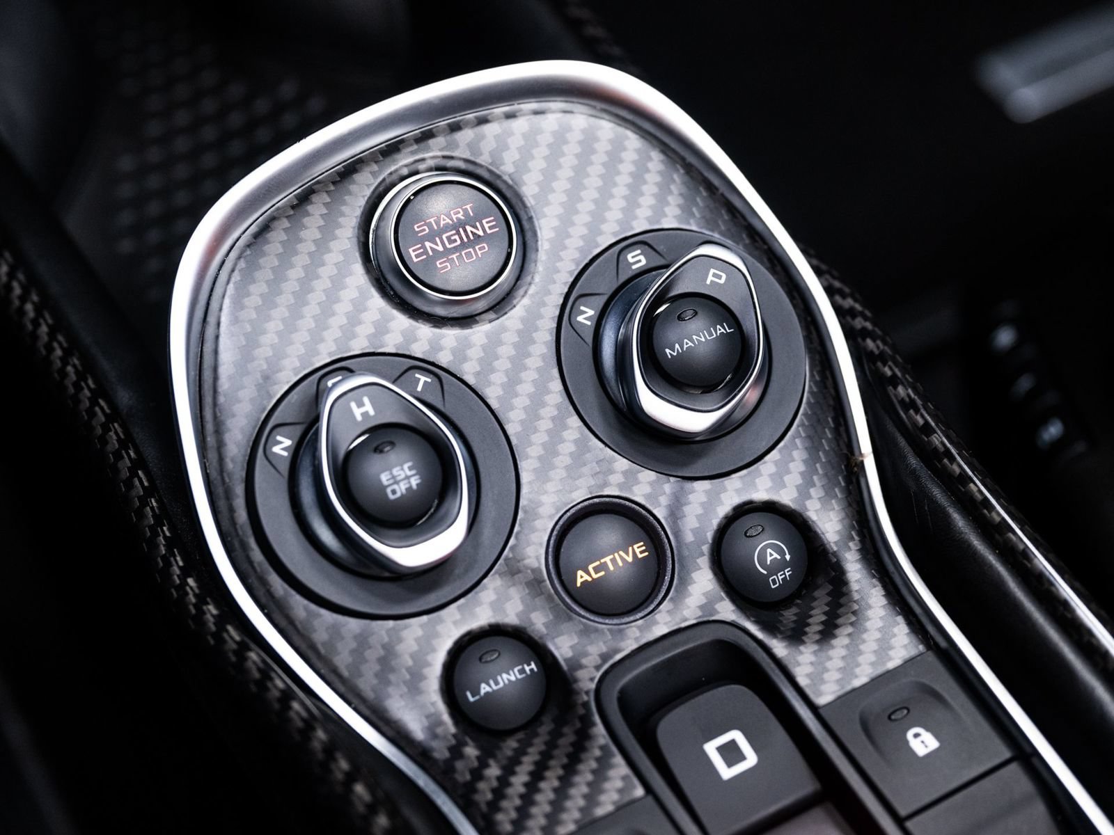 Used 2020 McLaren 600LT Spider photo 40