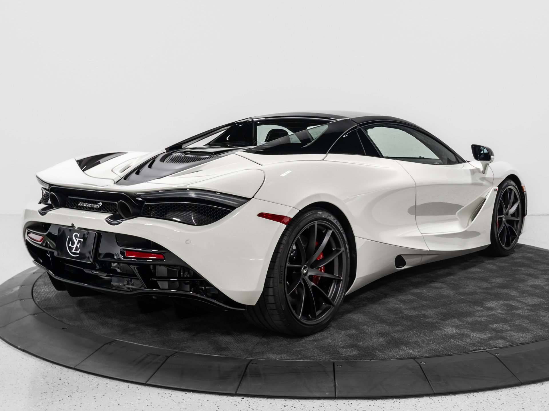 Used 2021 McLaren 720S Performance photo 24