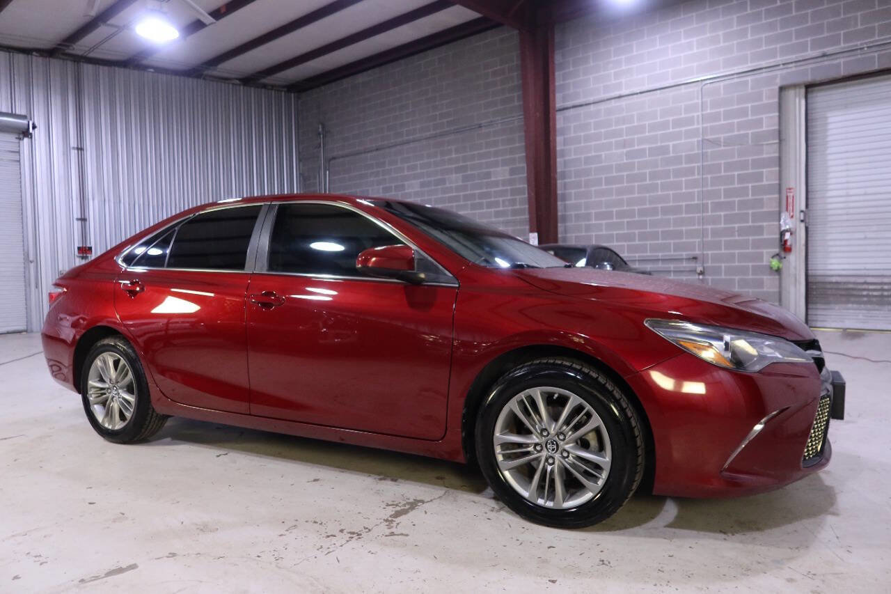 2017 Toyota Camry SE