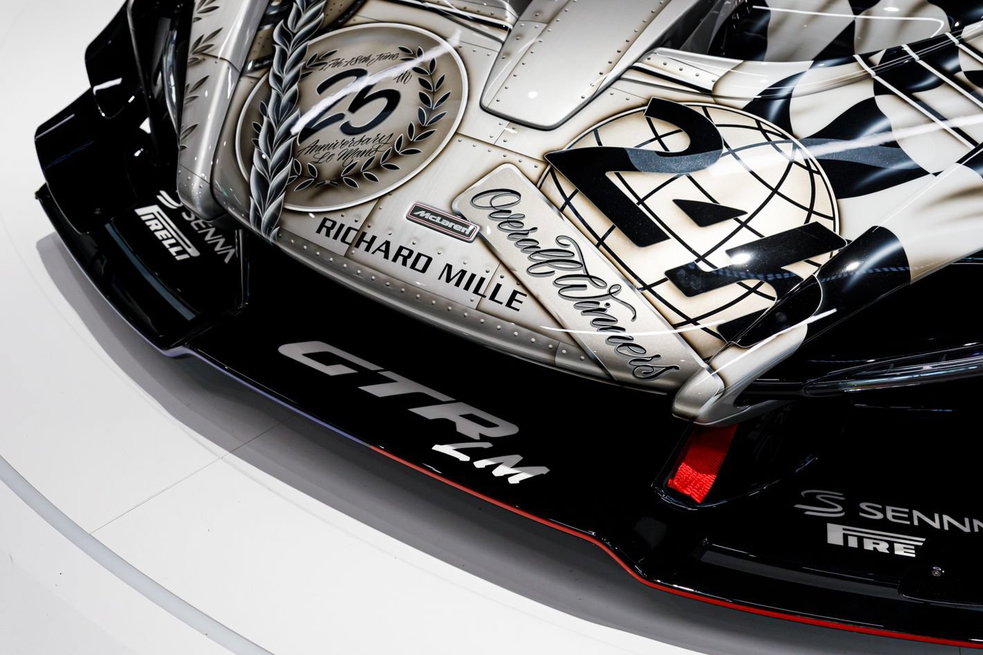 Used 2020 McLaren Senna photo 54