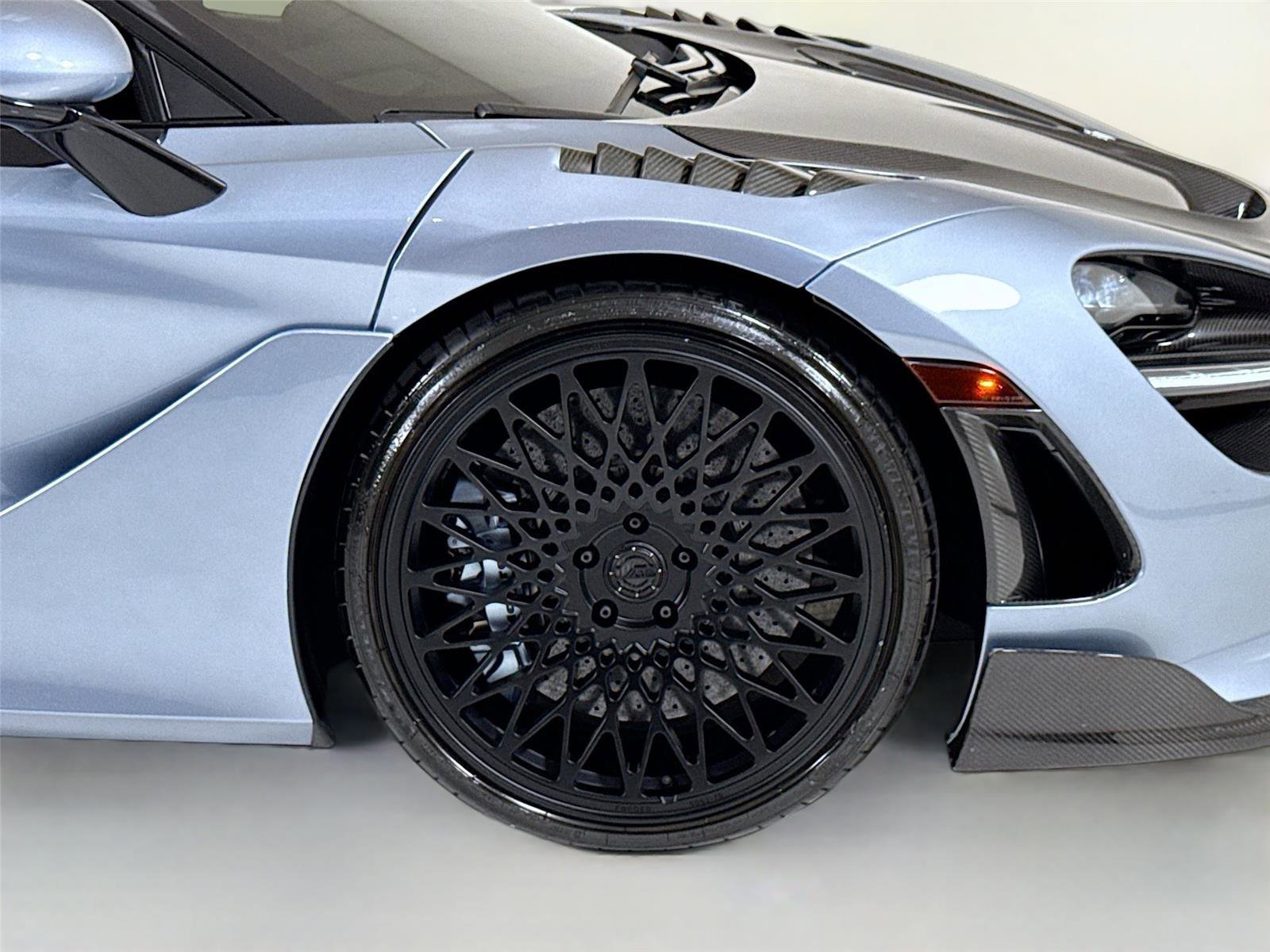 Used 2019 McLaren 720S photo 39