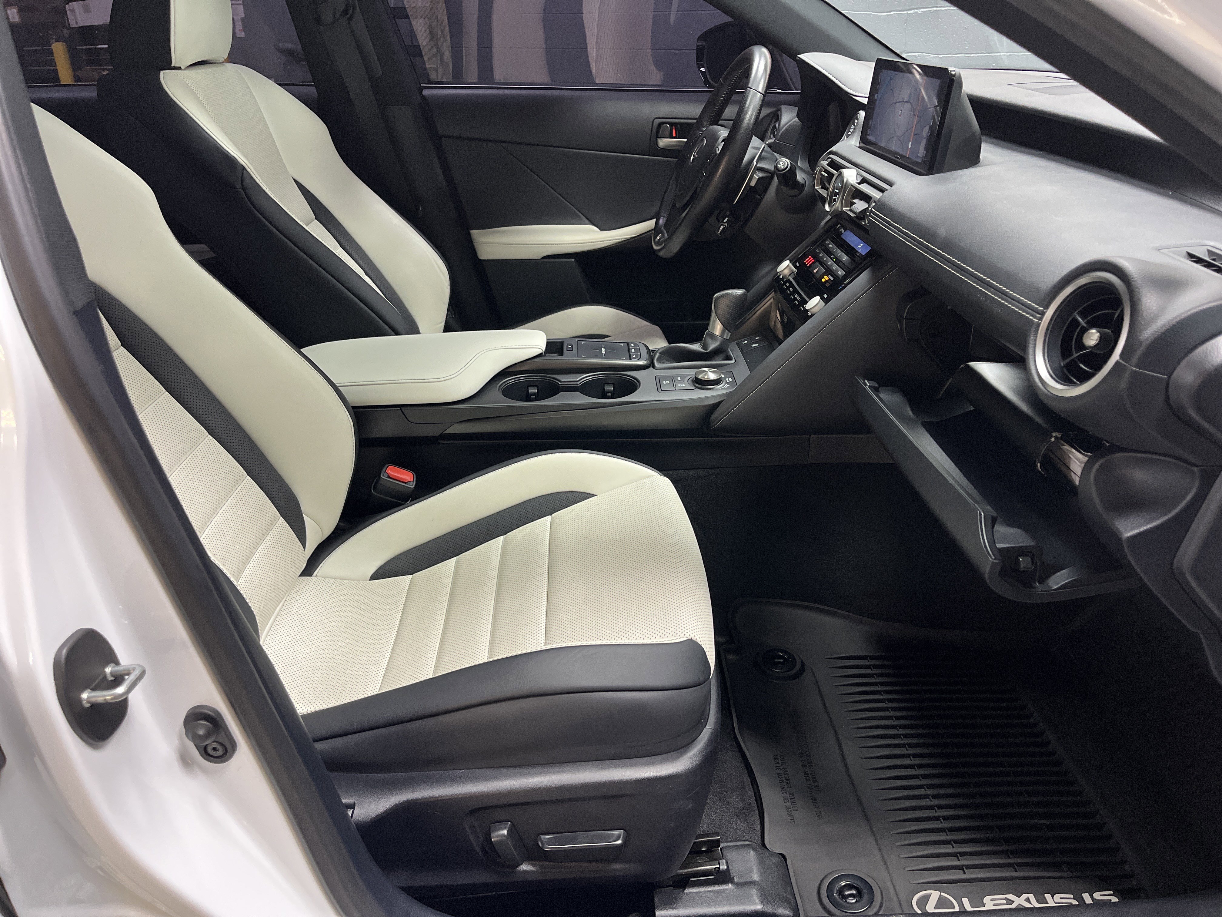 2022 Lexus IS 350 F Sport