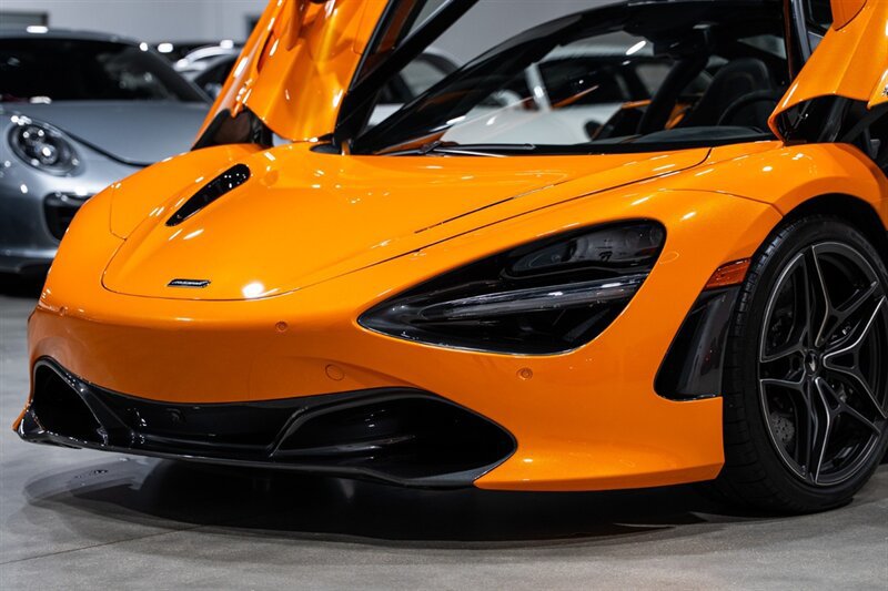 Used 2019 McLaren 720S Performance photo 57