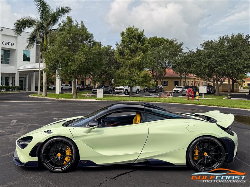 Used 2021 McLaren 765LT photo 44