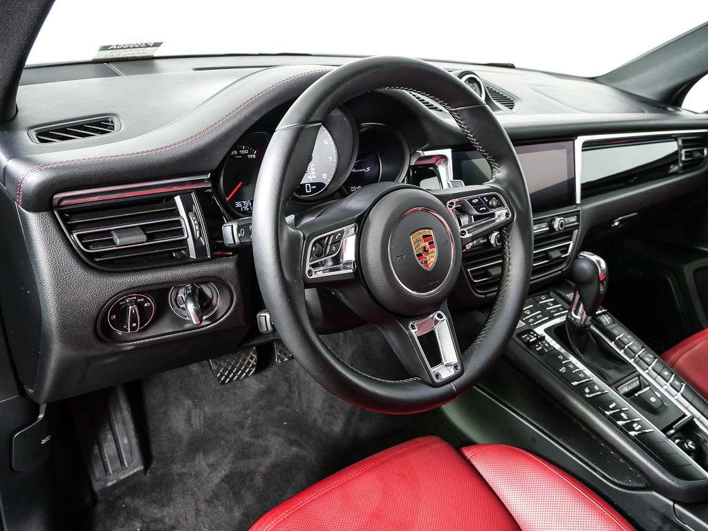 2021 Porsche Macan S