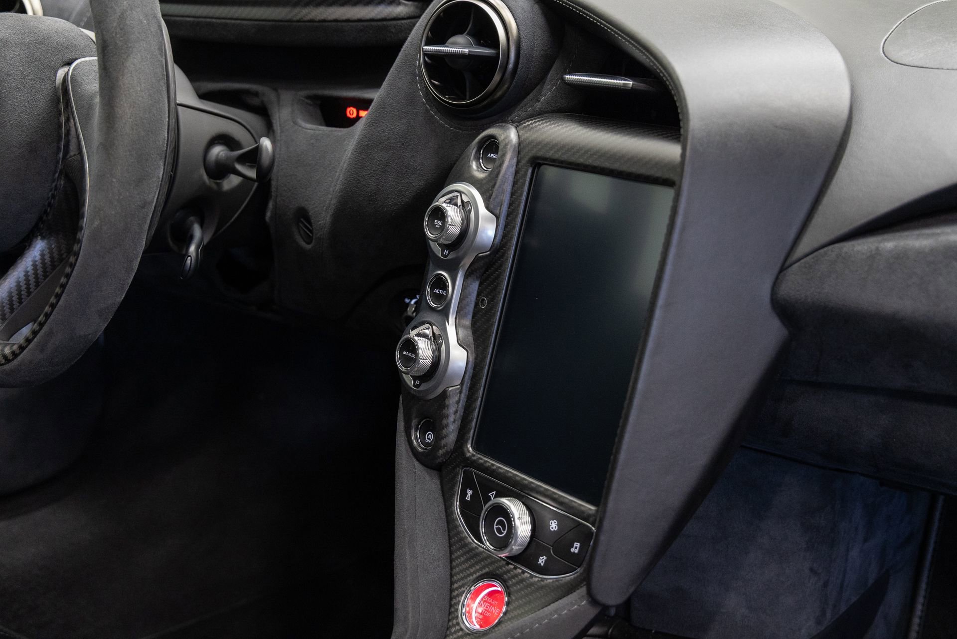 Used 2018 McLaren 720S Performance photo 21