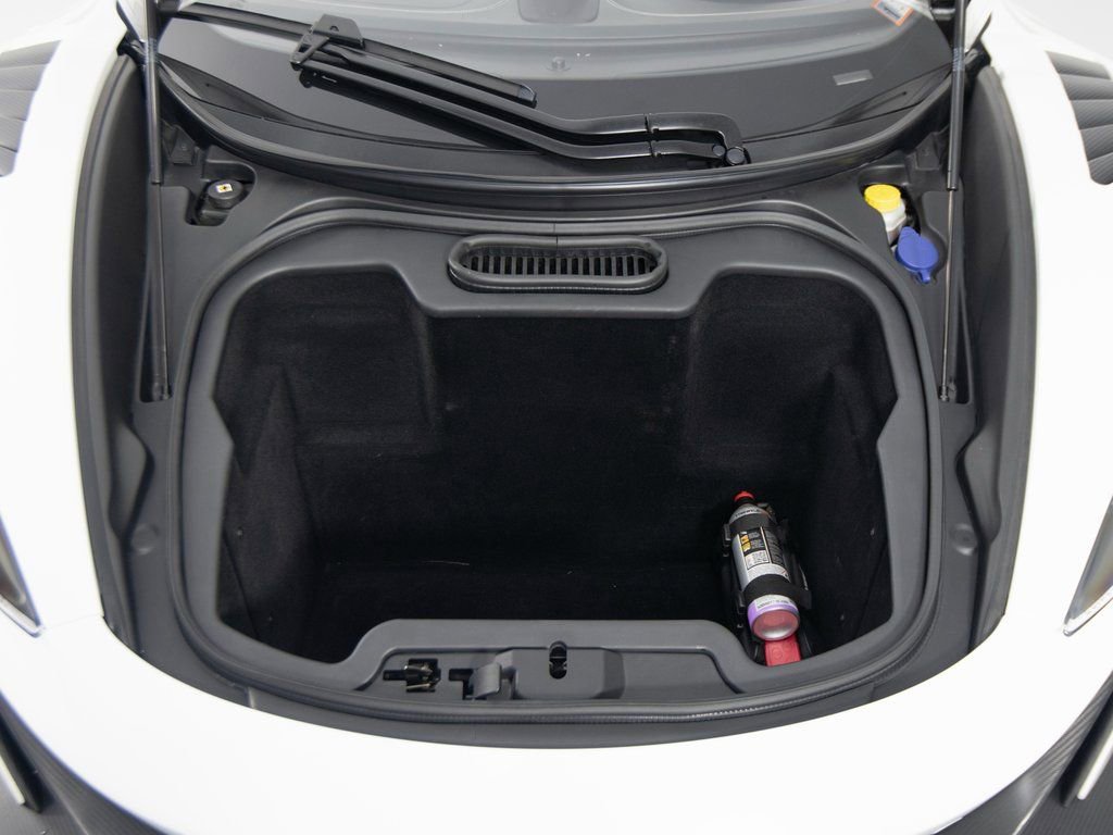 Used 2016 McLaren 675LT Spider photo 54