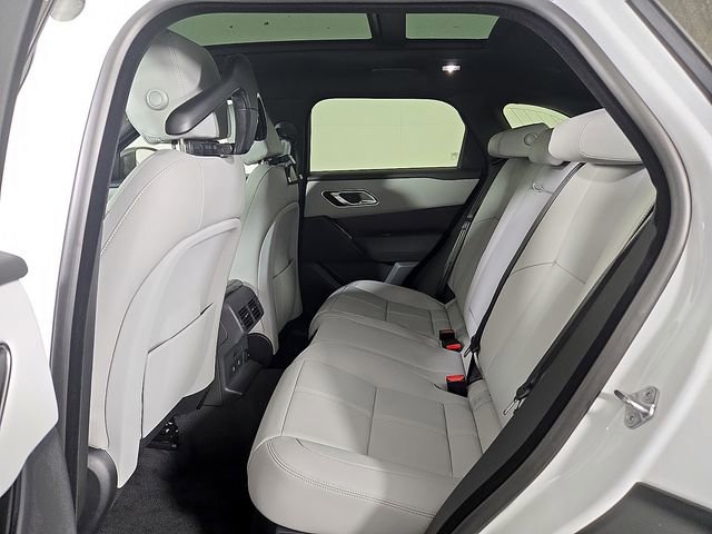 2026 Land Rover Range Rover Velar Dynamic SE