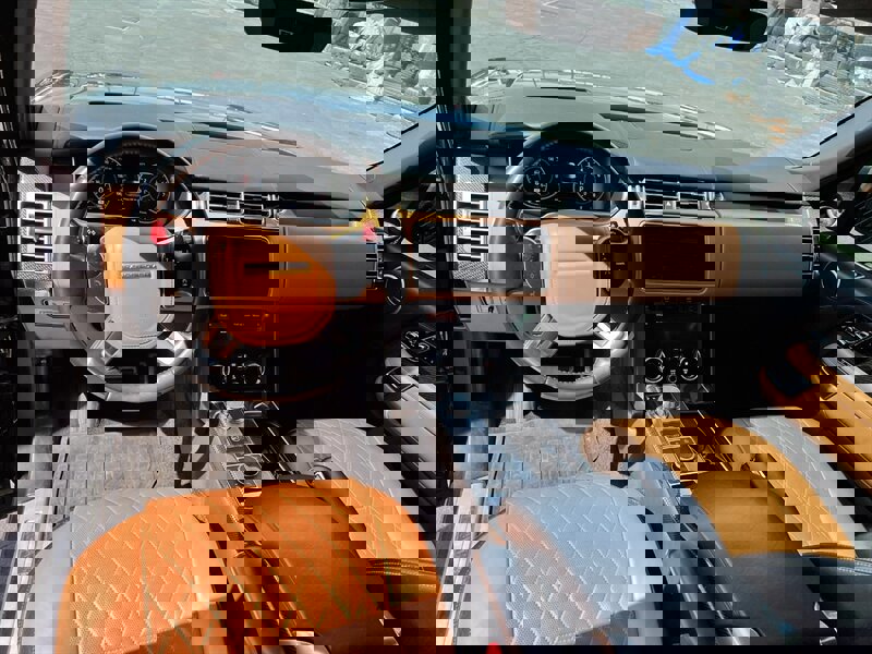 2021 Land Rover Range Rover SV Autobiography Dynamic