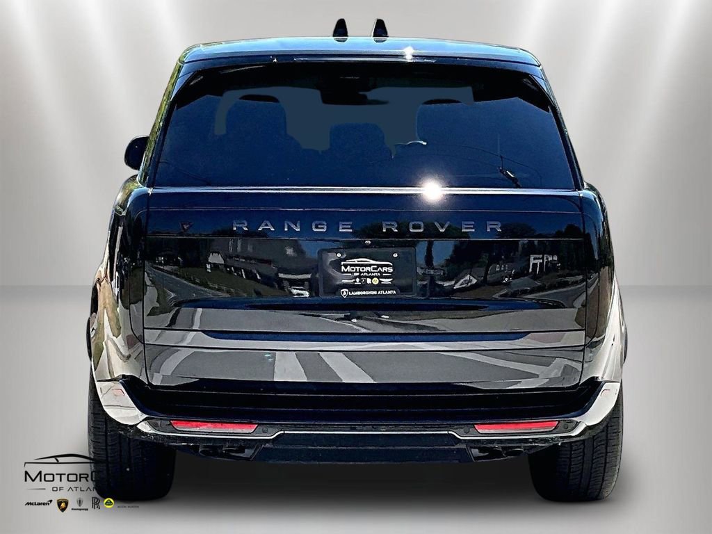 2025 Land Rover Range Rover SE