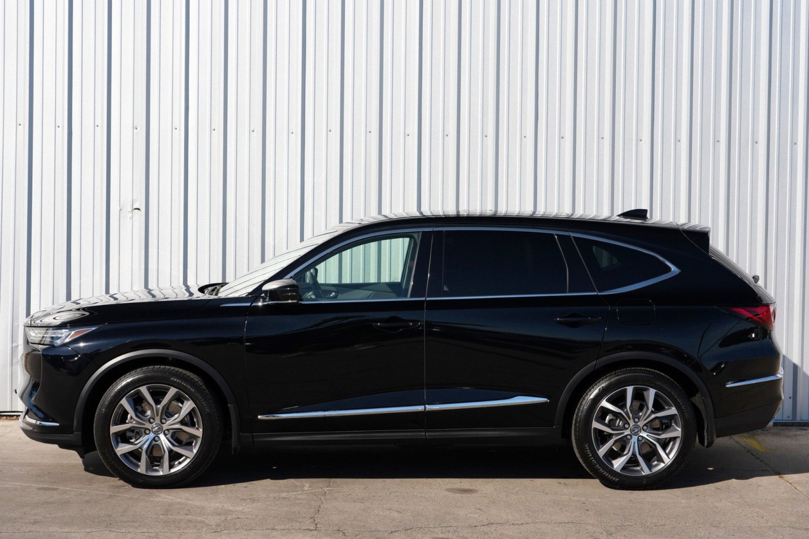 2023 Acura MDX FWD w/ Technology Package