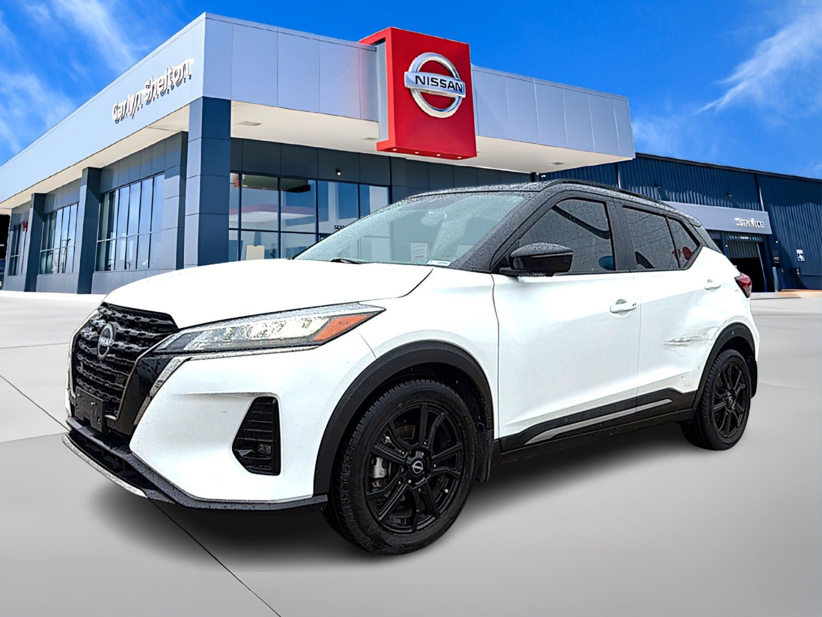 Used 2023 Nissan Kicks SR w/ SR Premium Package