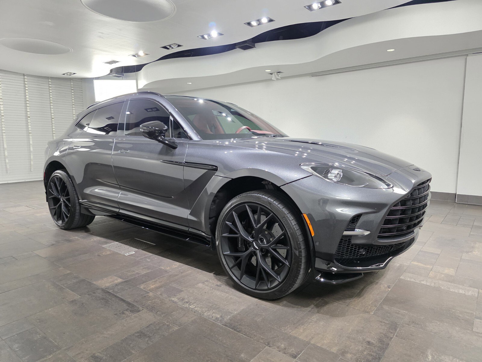 Used 2025 Aston Martin DBX 707