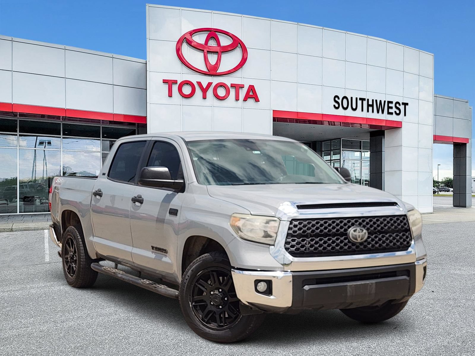 Used 2021 Toyota Tundra SR5 w/ SR5 Upgrade Package