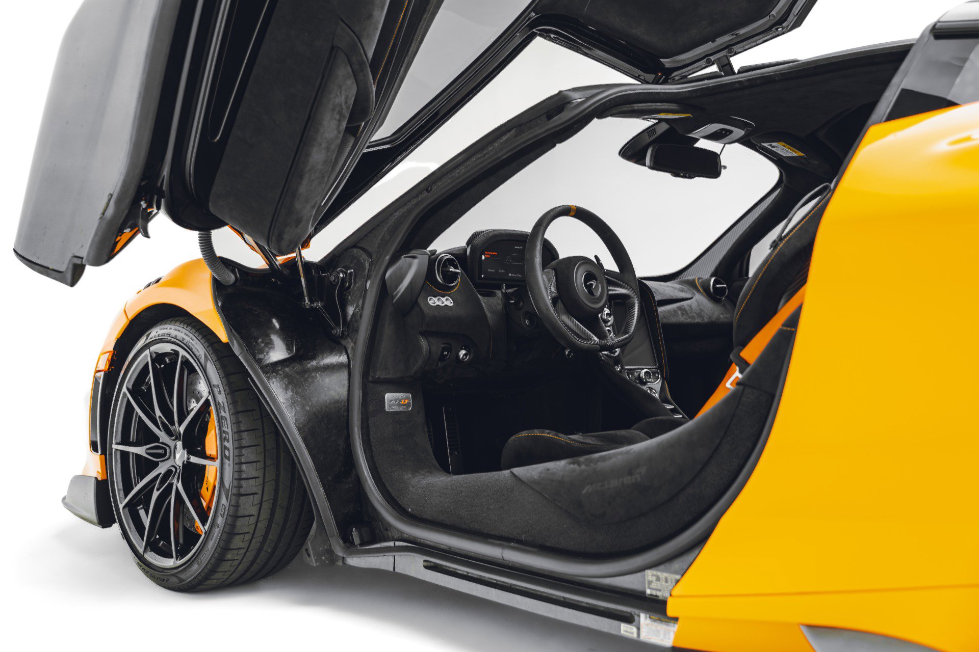 Used 2021 McLaren 765LT photo 39