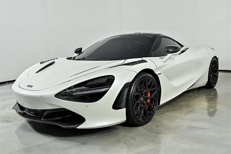 Used 2018 McLaren 720S photo 9