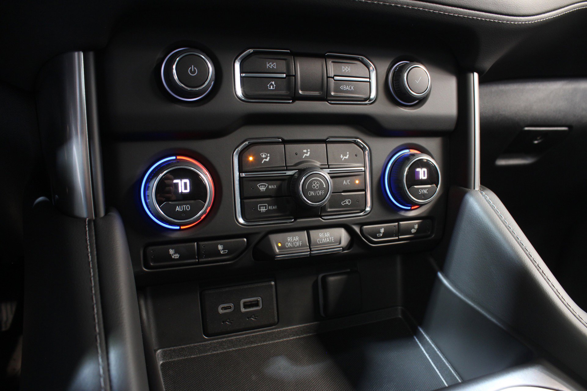 2023 Chevrolet Suburban Z71