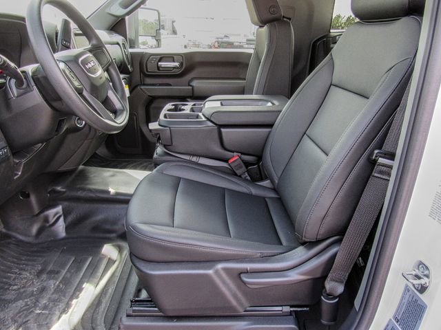 2025 GMC Sierra 3500 Pro