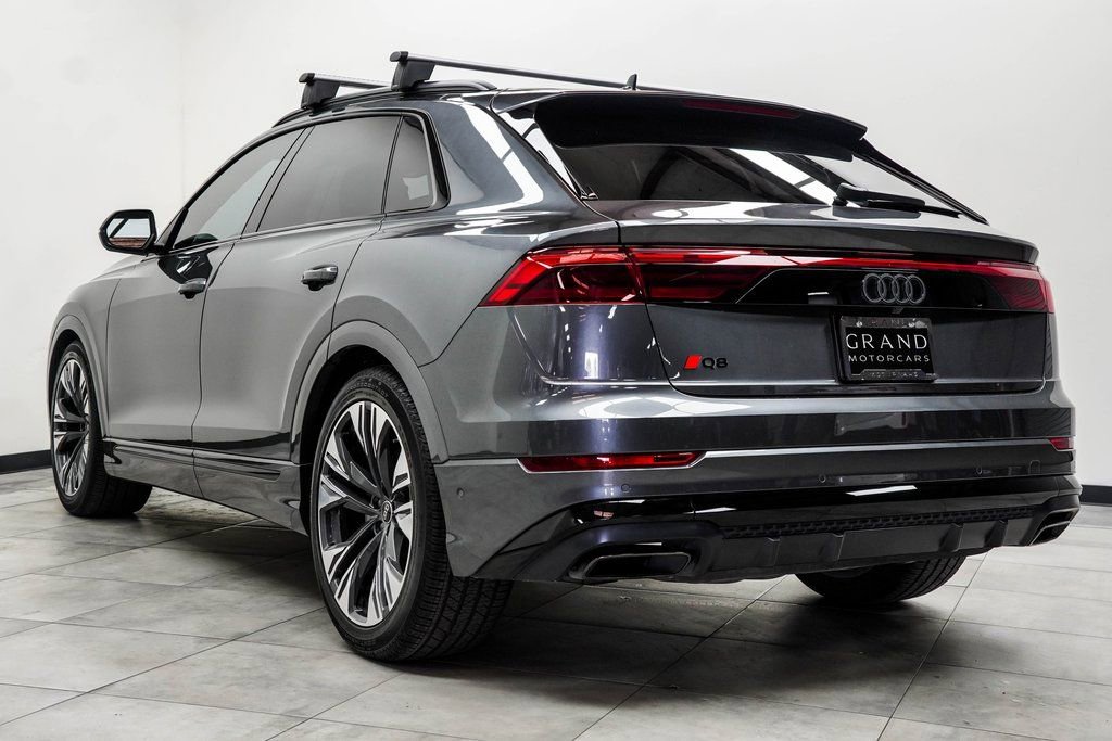 2024 Audi Q8 Prestige