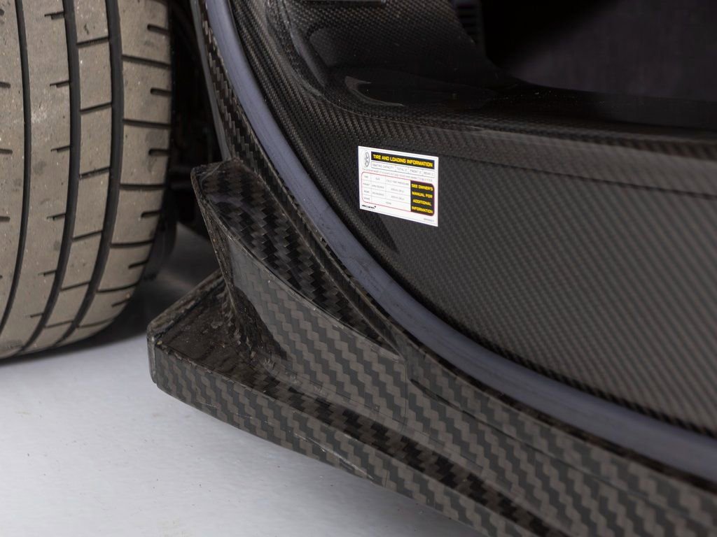 Used 2014 McLaren P1 photo 36