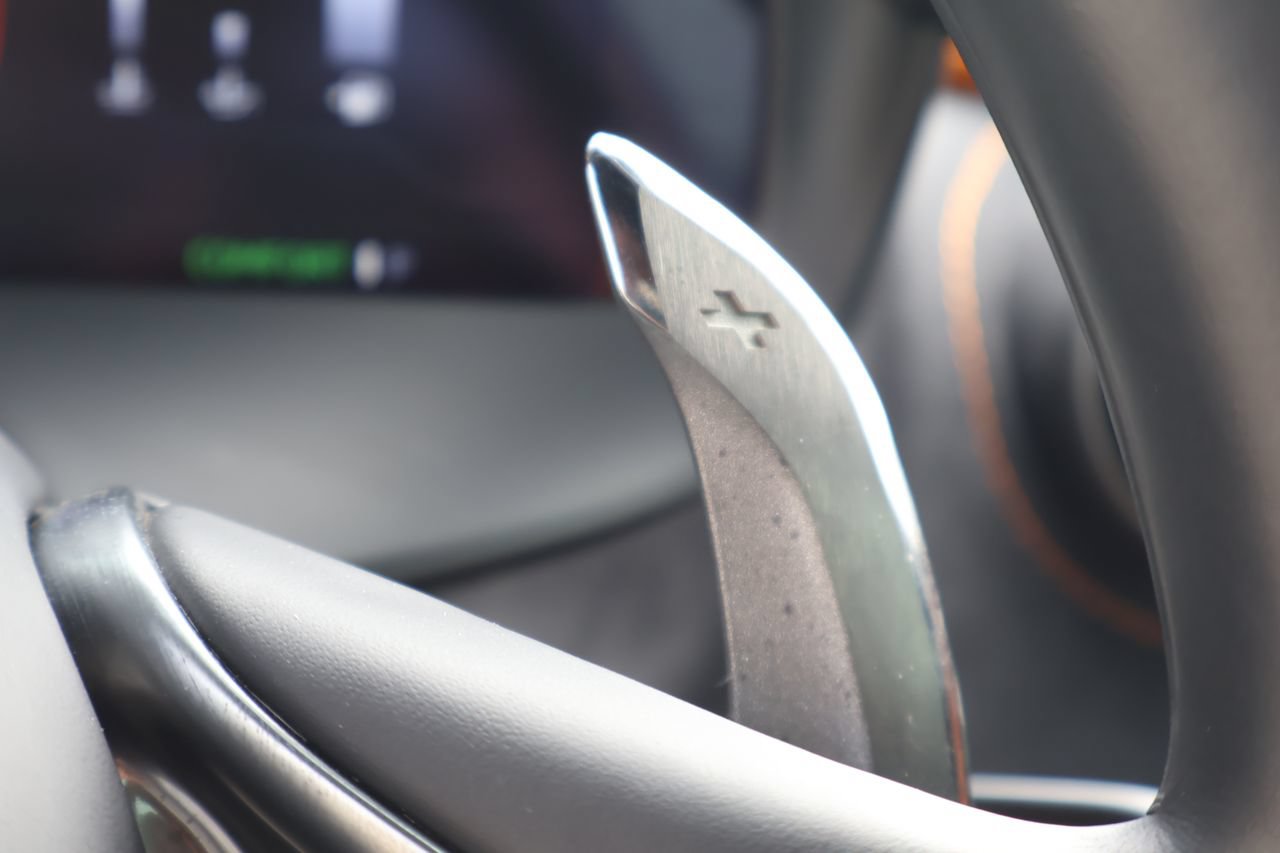 Used 2025 McLaren 750S Spider photo 23
