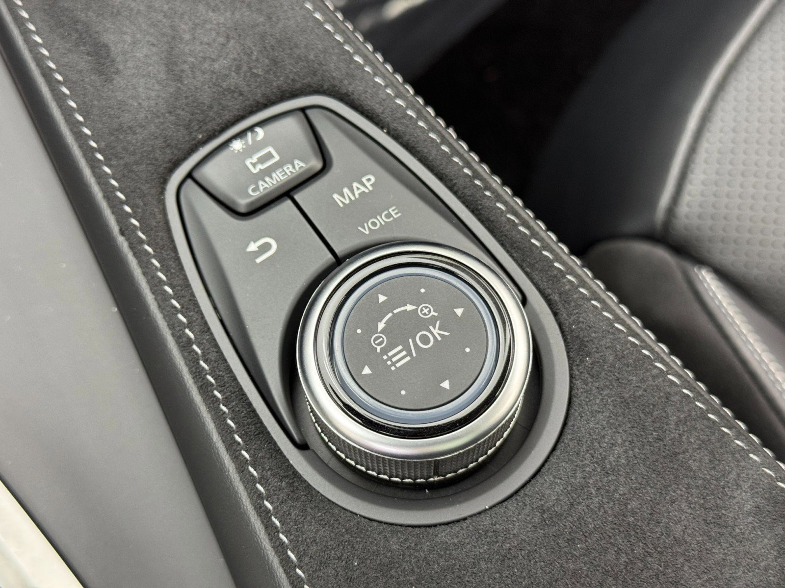 2023 INFINITI Qx50 Sensory