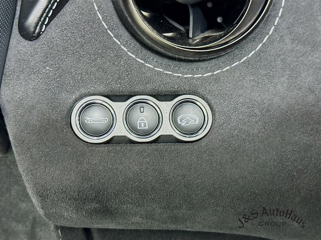 Used 2020 McLaren 720S Performance photo 10