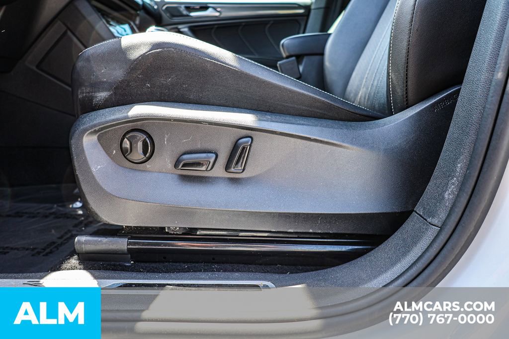 2023 Volkswagen Tiguan SE R-Line