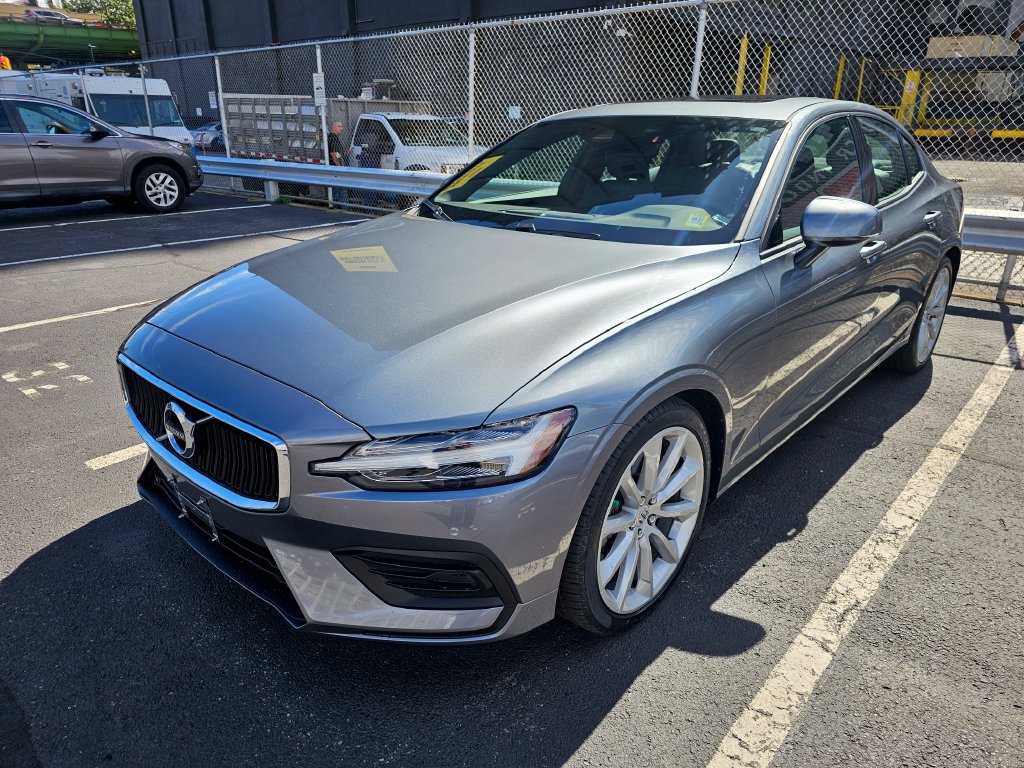 Used 2020 Volvo S60 T6 Momentum w/ Protection Package