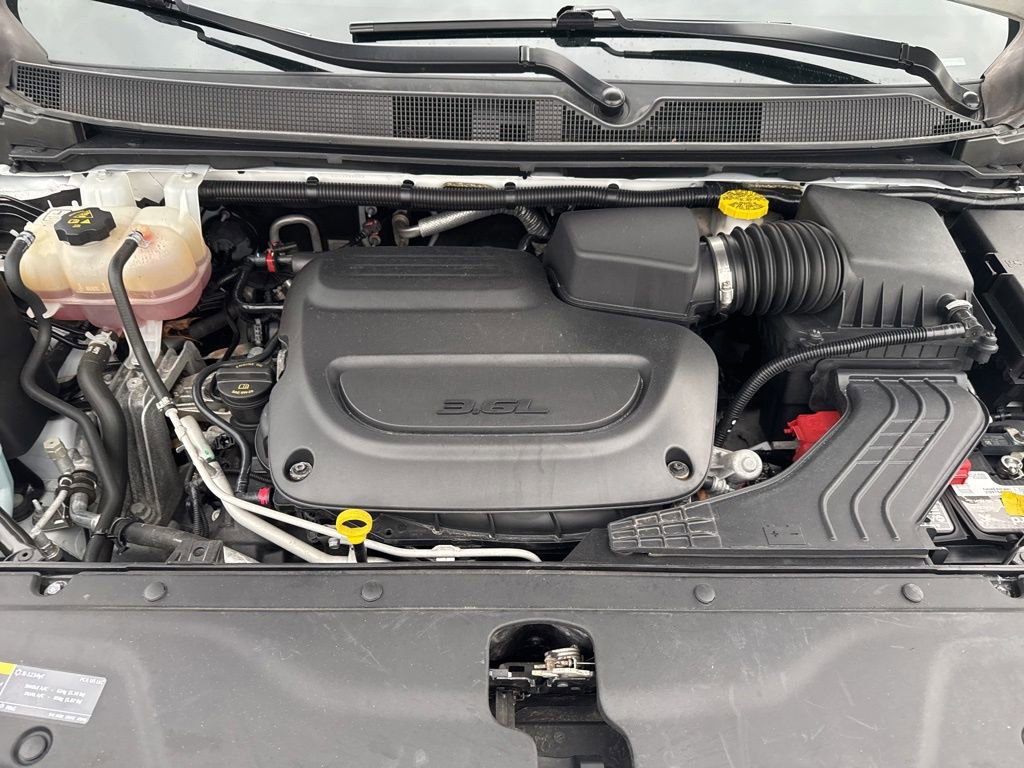 2022 Chrysler Pacifica Touring-L