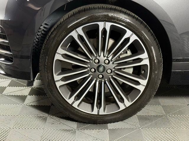 2024 Land Rover Range Rover Velar Dynamic SE