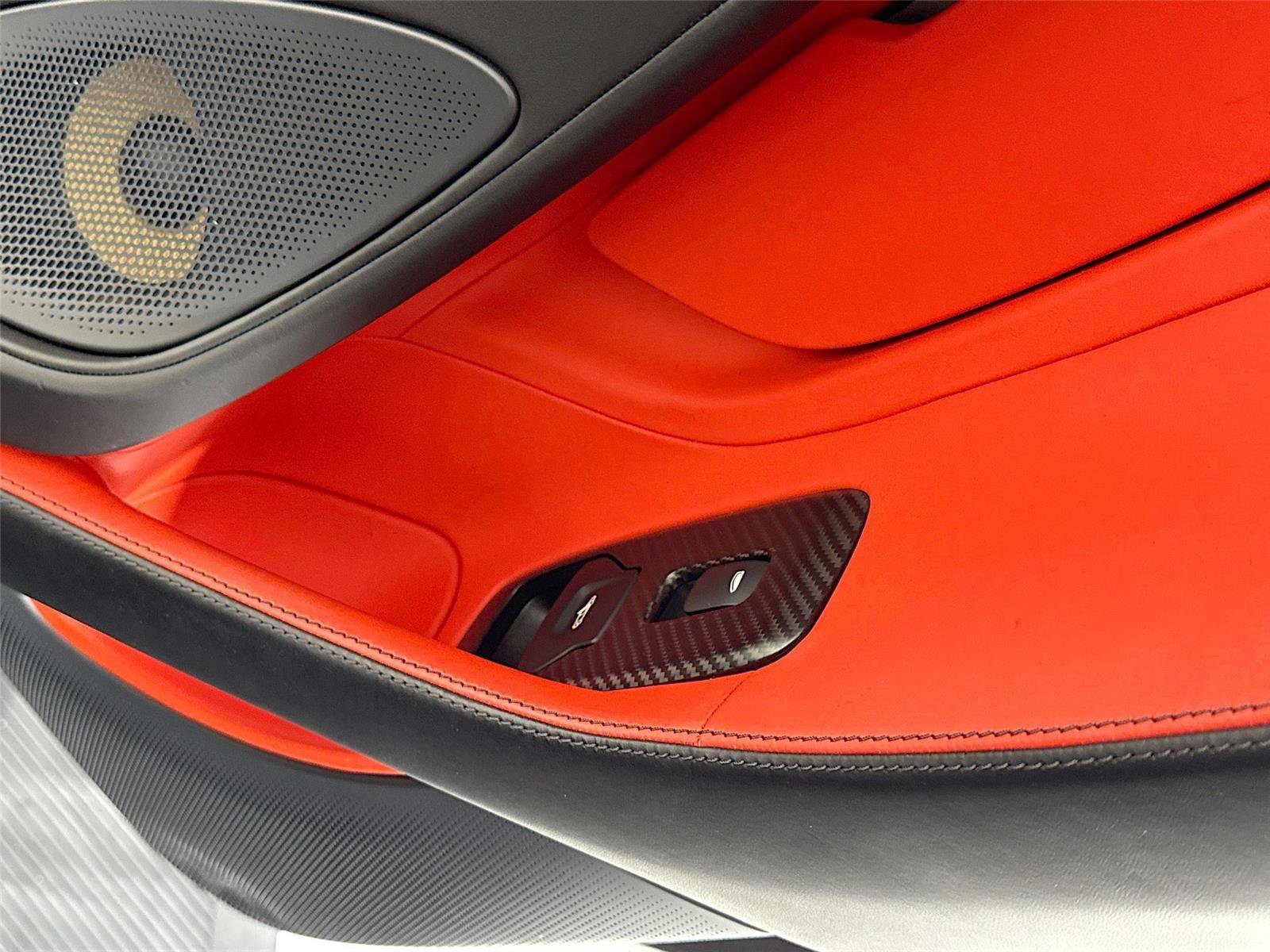 Used 2019 McLaren 600LT photo 28