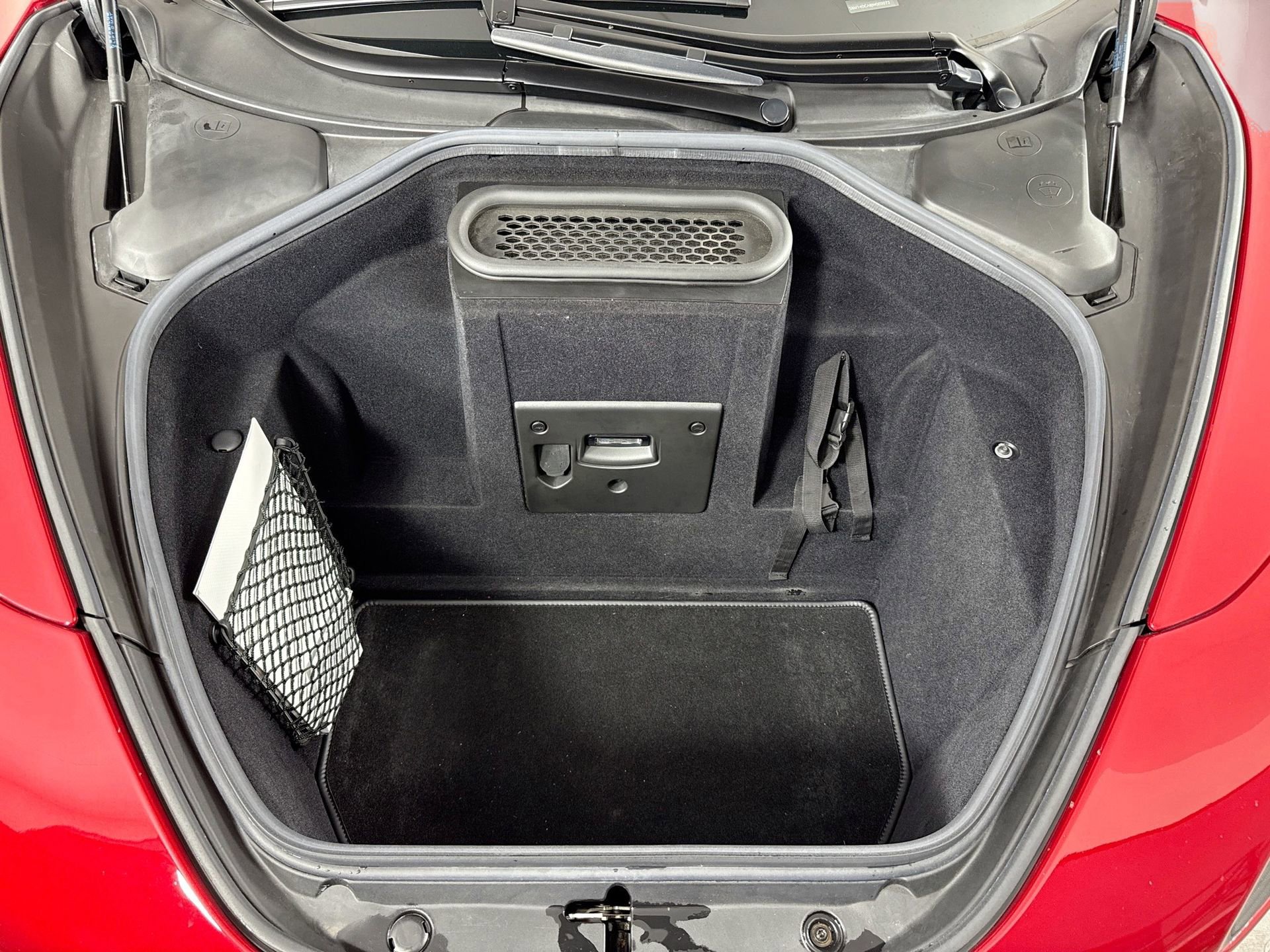 Used 2018 McLaren 720S photo 20