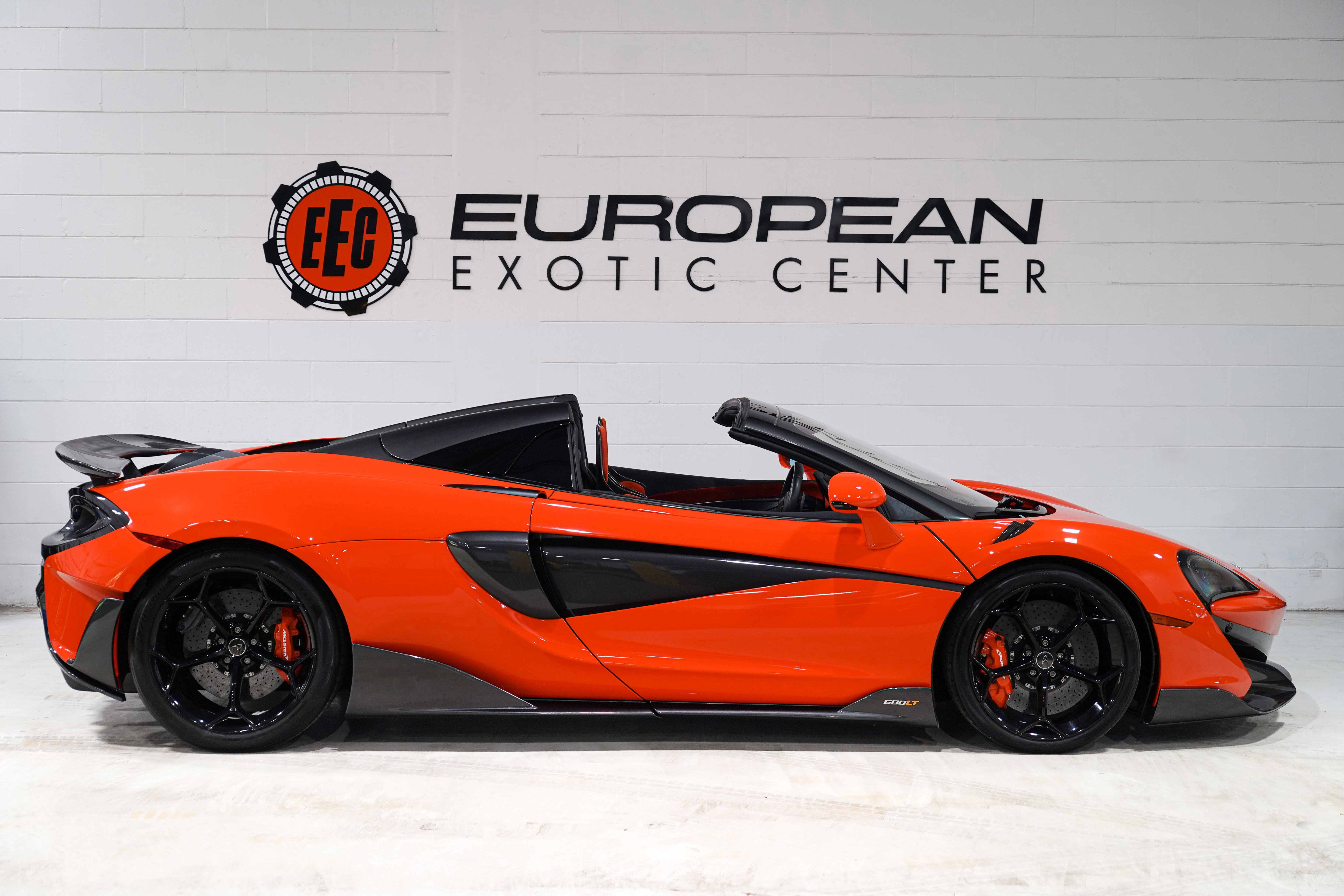 Used 2020 McLaren 600LT Spider photo 7