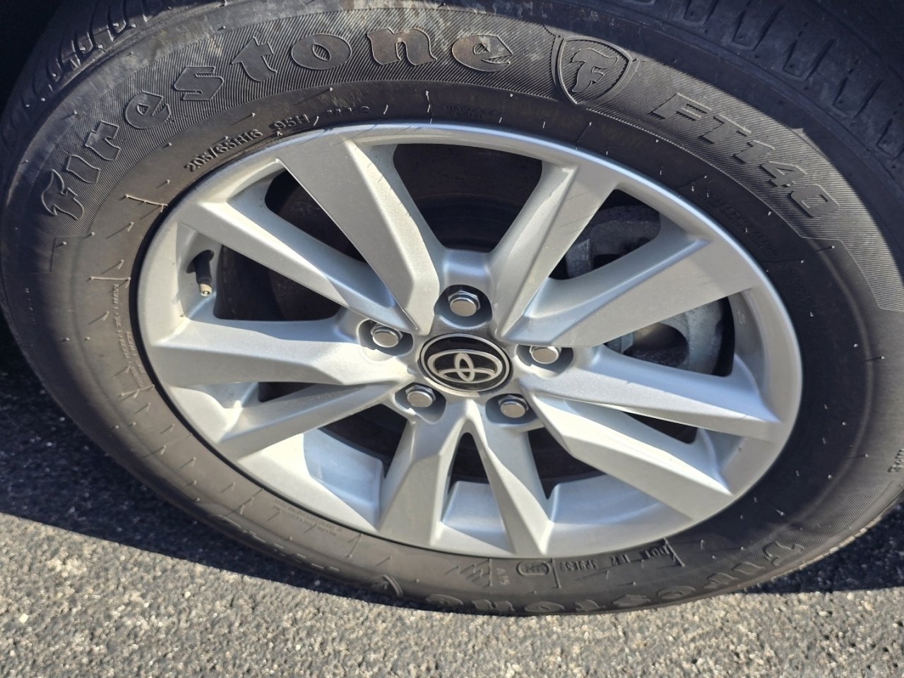 2025 Toyota Camry LE