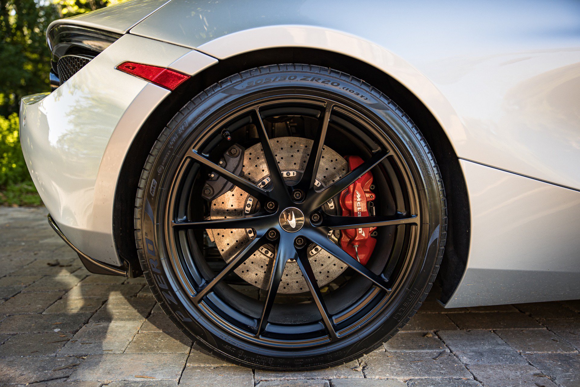 Used 2021 McLaren 720S Performance photo 19