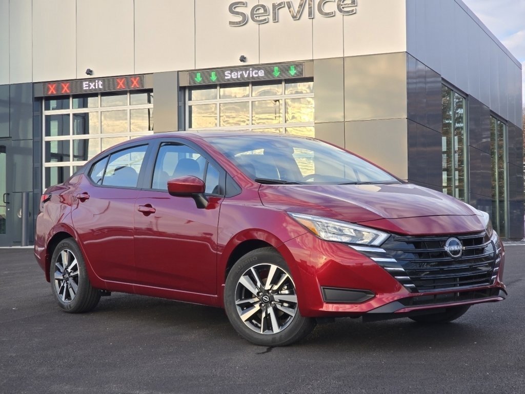 New 2025 Nissan Versa SV w/ Trunk Package