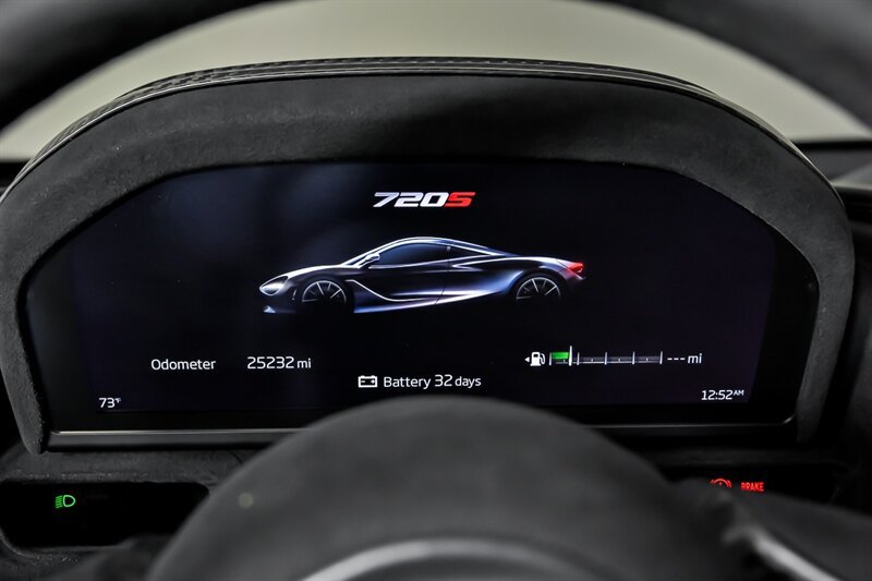 Used 2018 McLaren 720S Luxury photo 28